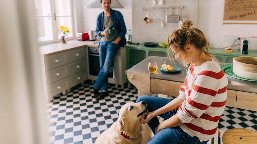 couple kitchen dog
