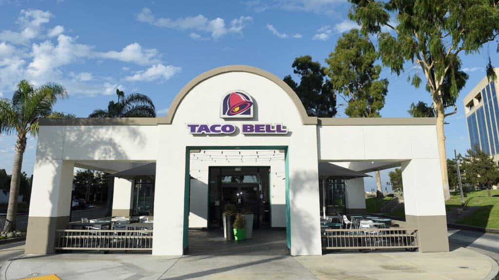 Taco Bell exterior