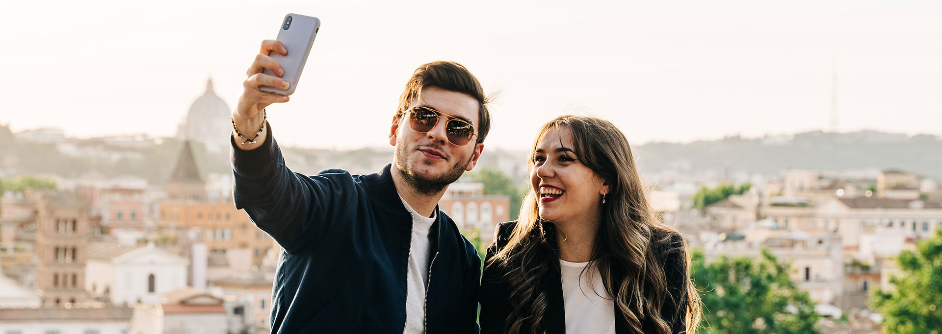 couple on vacation in Rome